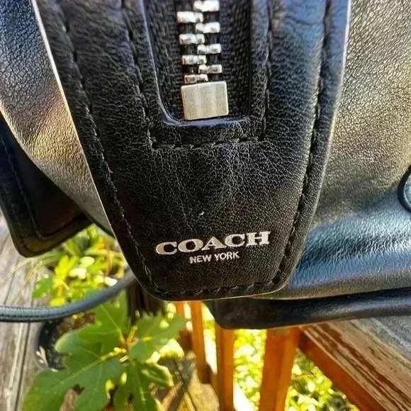 COACH Leather 2WAY Hand-bag 25350 black shoulder crossbody classic w/Tassles - Picture 10 of 11